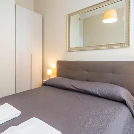 Duomo B - Cozy Two Bedrooms & Bathroom * Milan